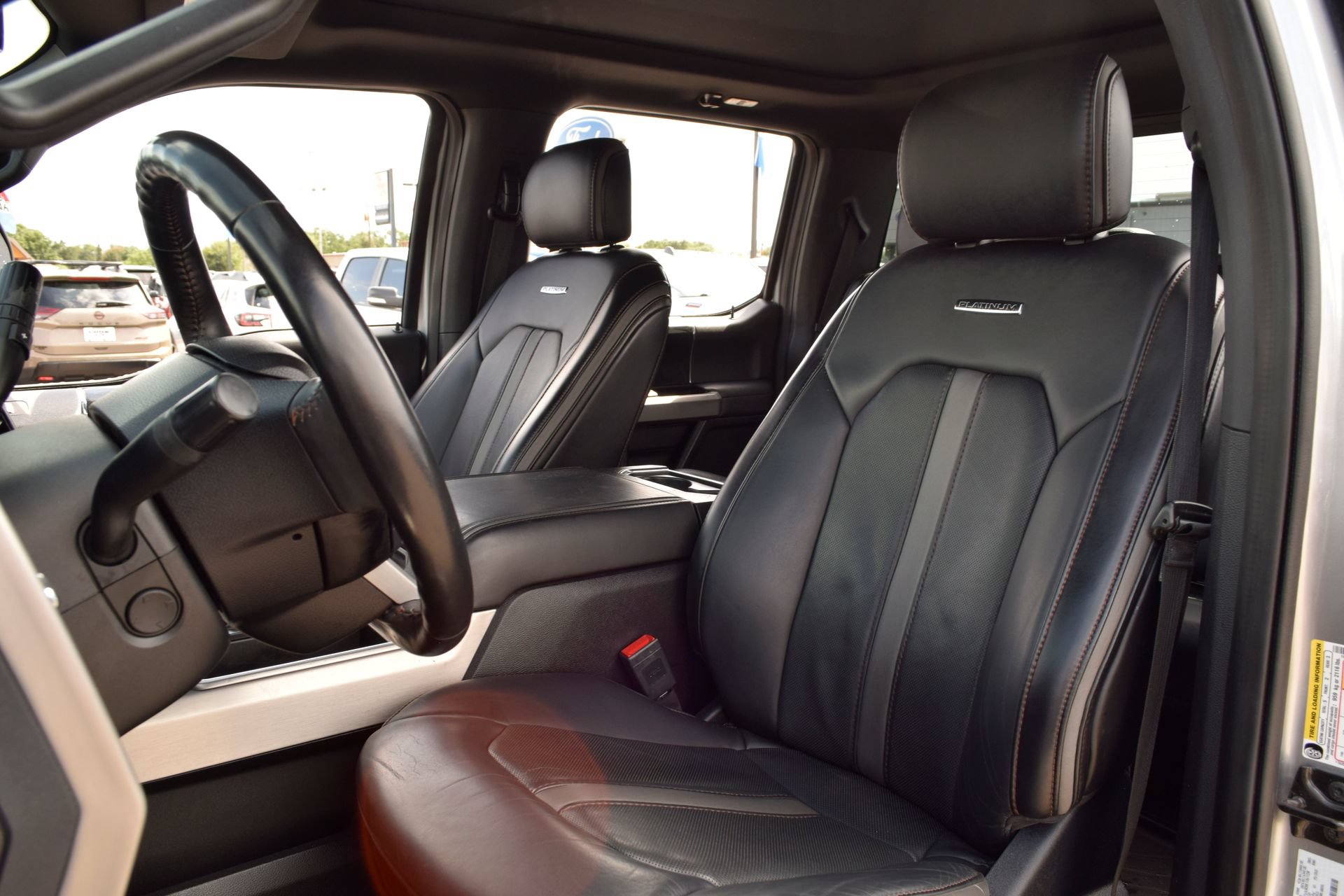 Used 2020 Ford F250 Platinum w/ FX4 Off-Road Package AWD/4WD image 16