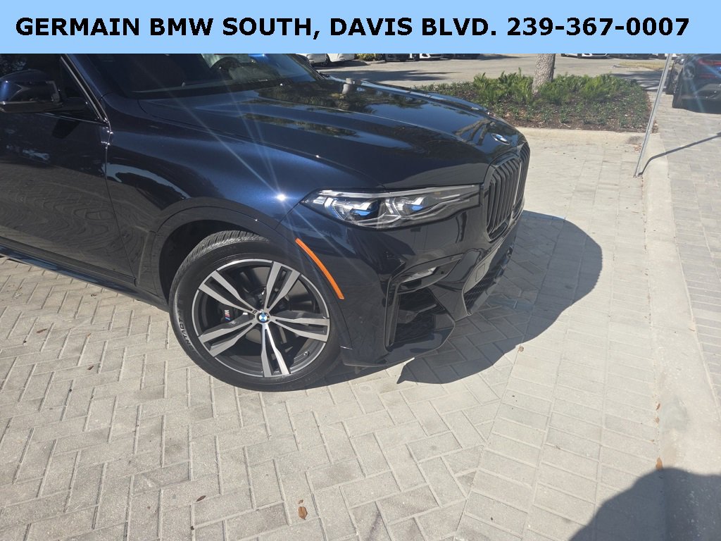 Certified 2022 BMW X7 M50i w/ Executive Package image 38