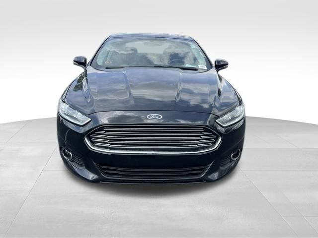 Used 2016 Ford Fusion SE FWD video 2