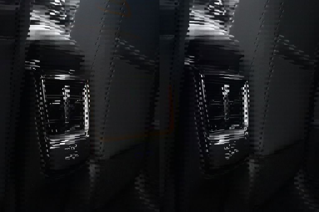 New 2026 Toyota Crown XLE image 11