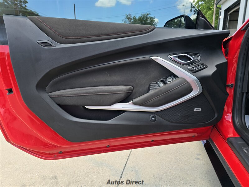 Used 2017 Chevrolet Camaro ZL1 RWD image 40