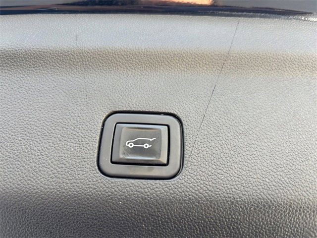 Used 2023 Chevrolet Tahoe High Country image 22