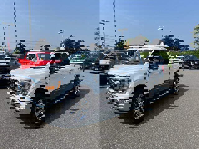 Certified 2022 Ford F150 XLT w/ Equipment Group 302A High image 3