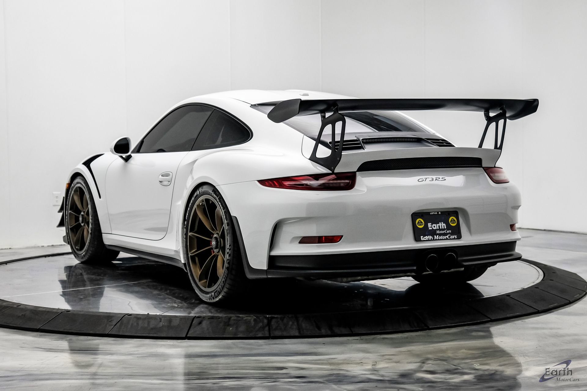 Used 2016 Porsche 911 GT3 RS image 13