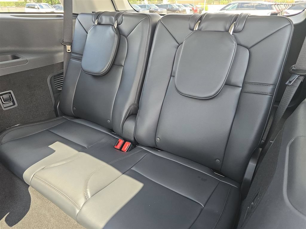 New 2025 Lincoln Aviator 2WD w/ Equipment Group 101A image 11