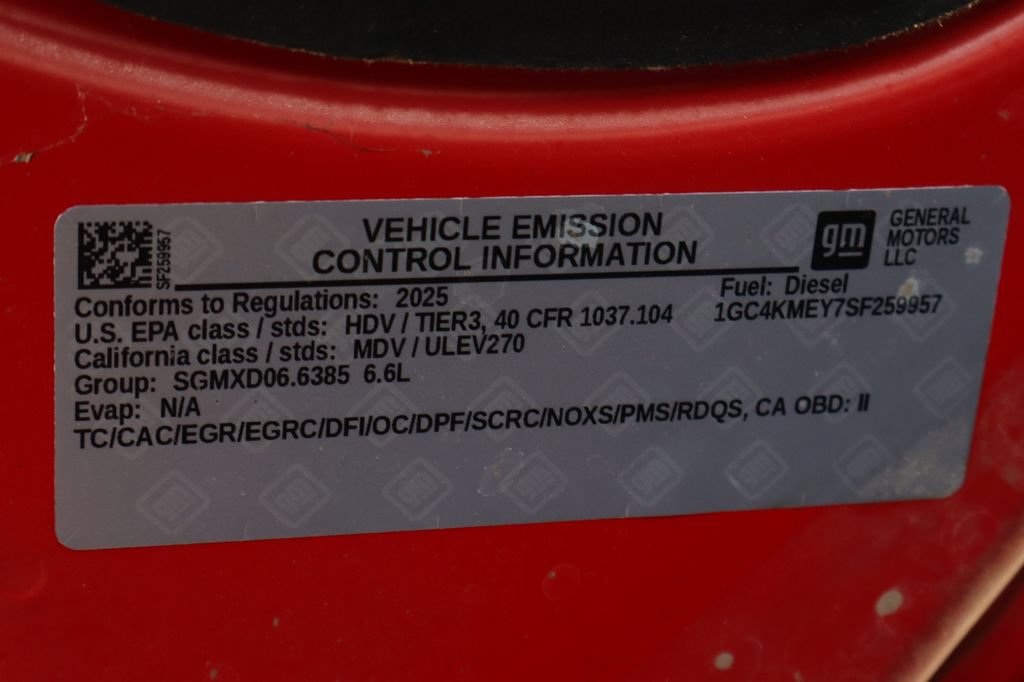 Used 2025 Chevrolet Silverado 2500 Custom w/ Custom Value Package AWD/4WD image 15