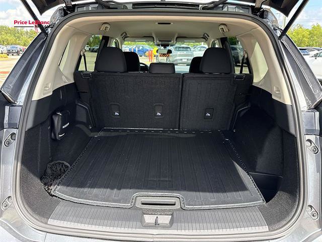 Certified 2026 Nissan Rogue S FWD image 8