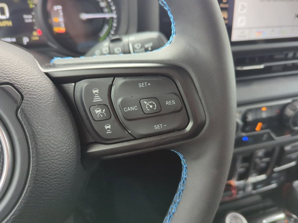 Used 2025 Jeep Wrangler Unlimited Rubicon 4xe w/ Safety Group image 28