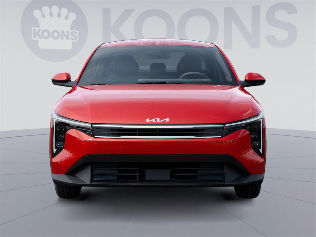 New 2025 Kia K4 LXS image 2