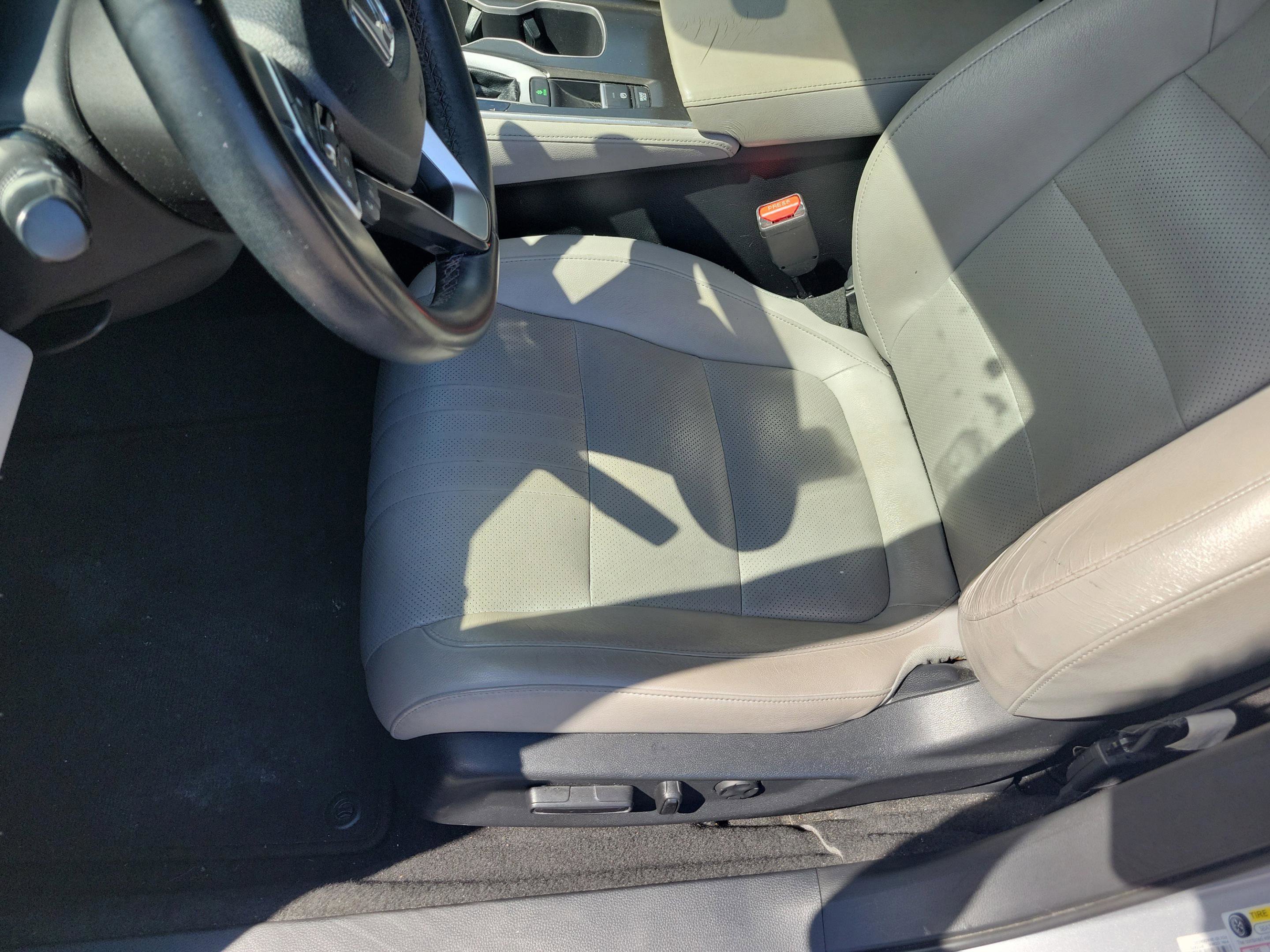 Used 2018 Honda Accord EX-L image 27