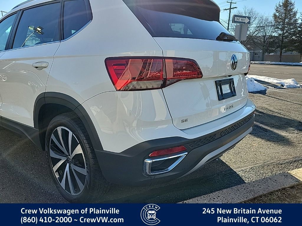 Certified 2023 Volkswagen Taos SE image 27