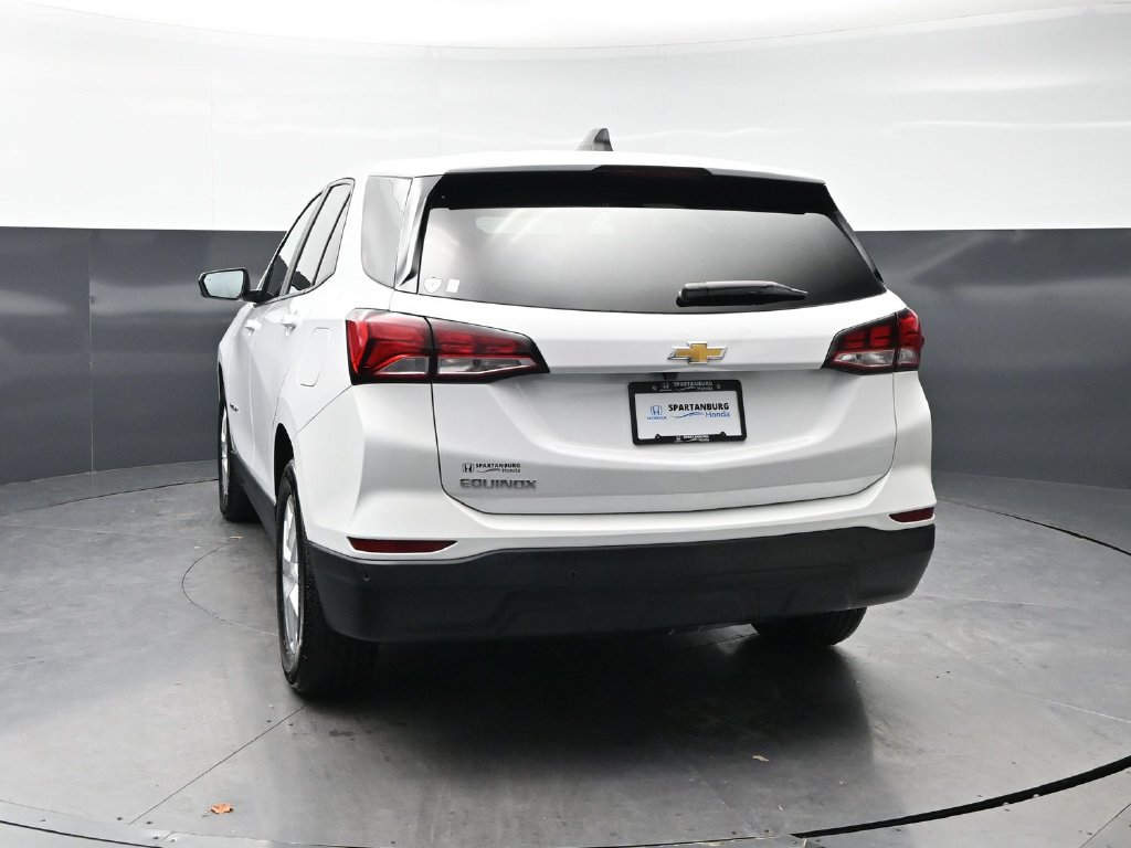 Used 2024 Chevrolet Equinox LS w/ LS Convenience Package FWD image 8