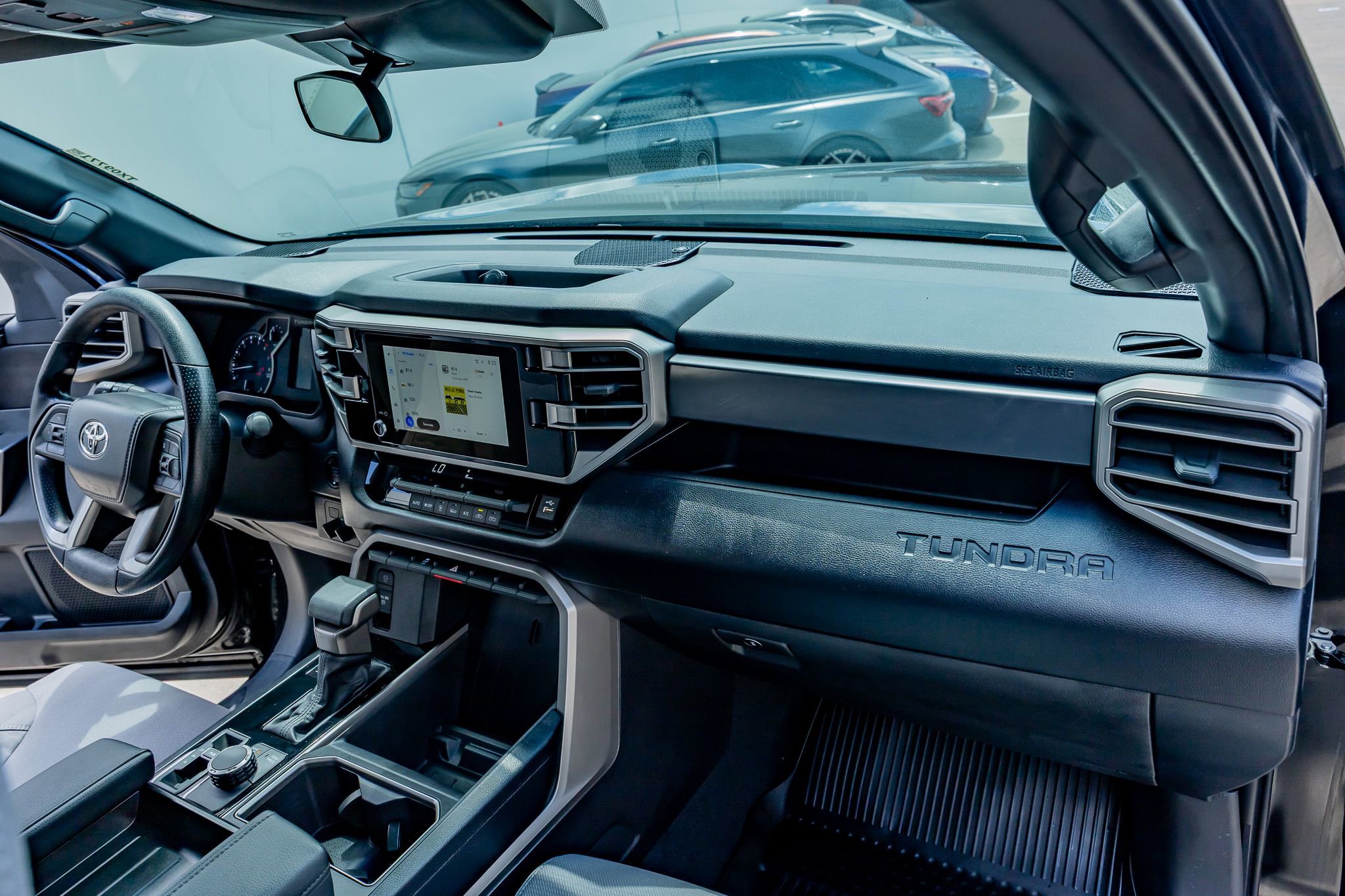 Used 2025 Toyota Tundra SR5 AWD/4WD image 17