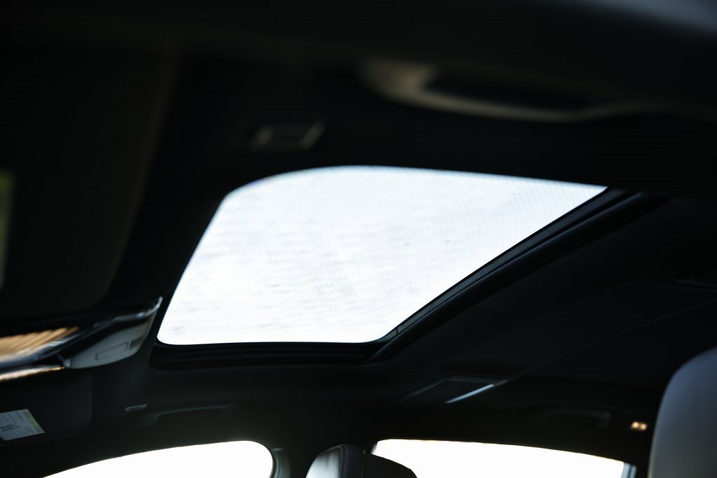 Used 2022 BMW 750i xDrive w/ Luxury Rear Seating Package image 15