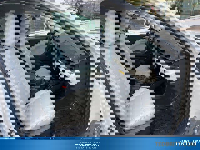 Used 2025 Ford Mustang Mach-E Premium image 22