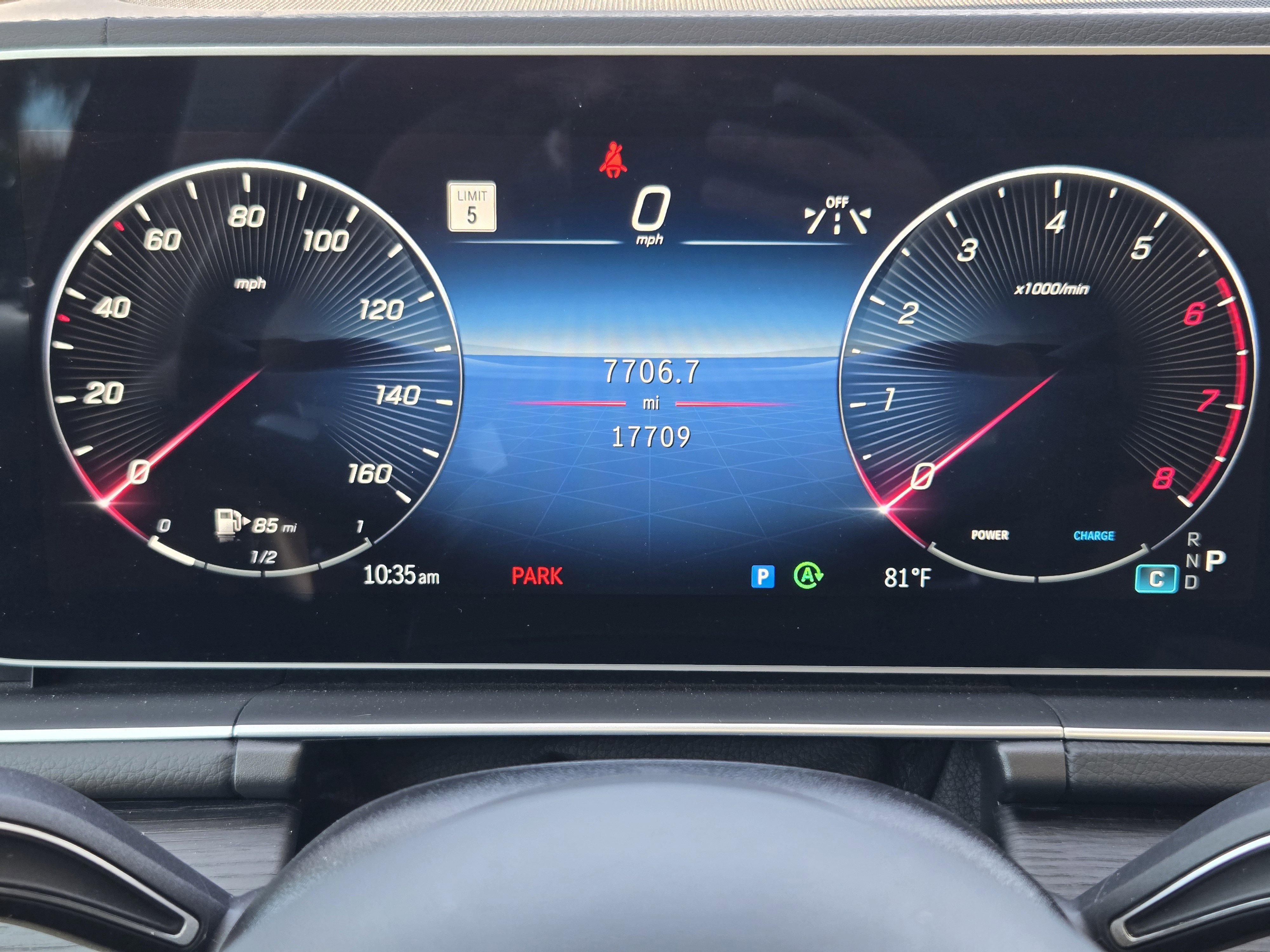Used 2025 Mercedes-Benz GLS 450 4MATIC image 11