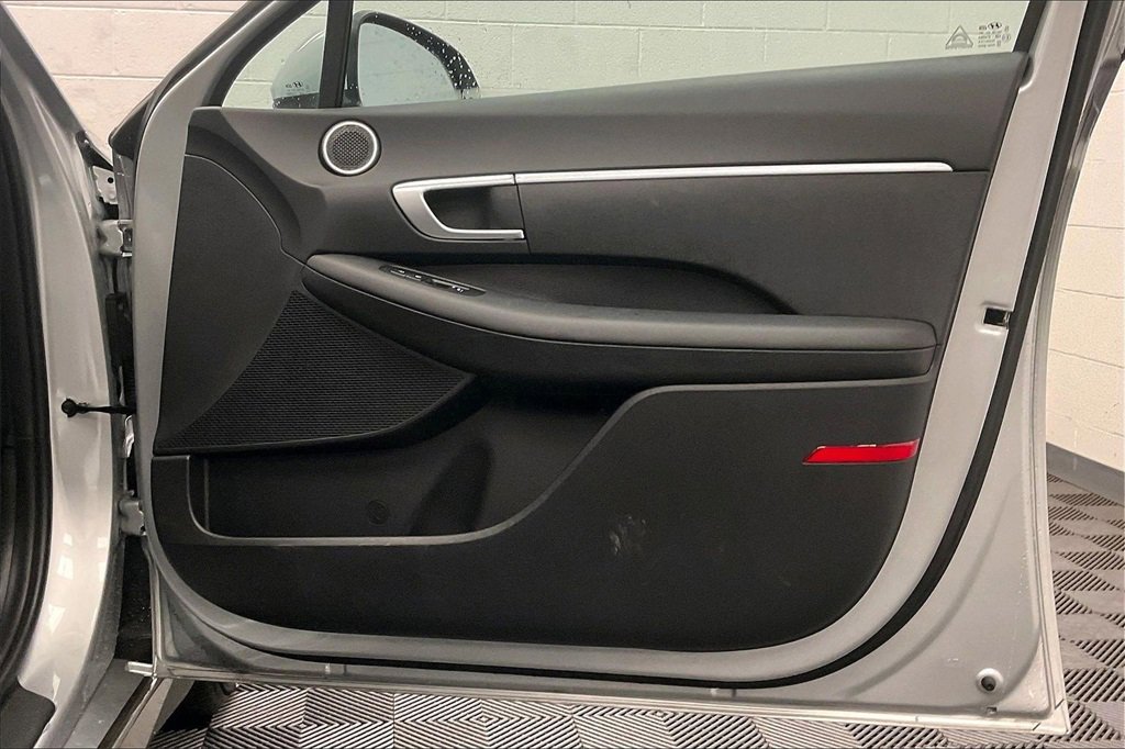 Certified 2025 Hyundai Sonata SE image 21