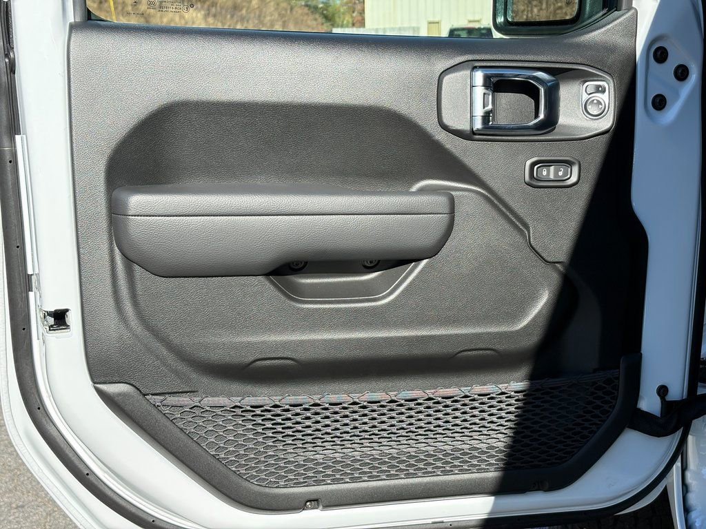 New 2026 Jeep Wrangler Sport S image 38