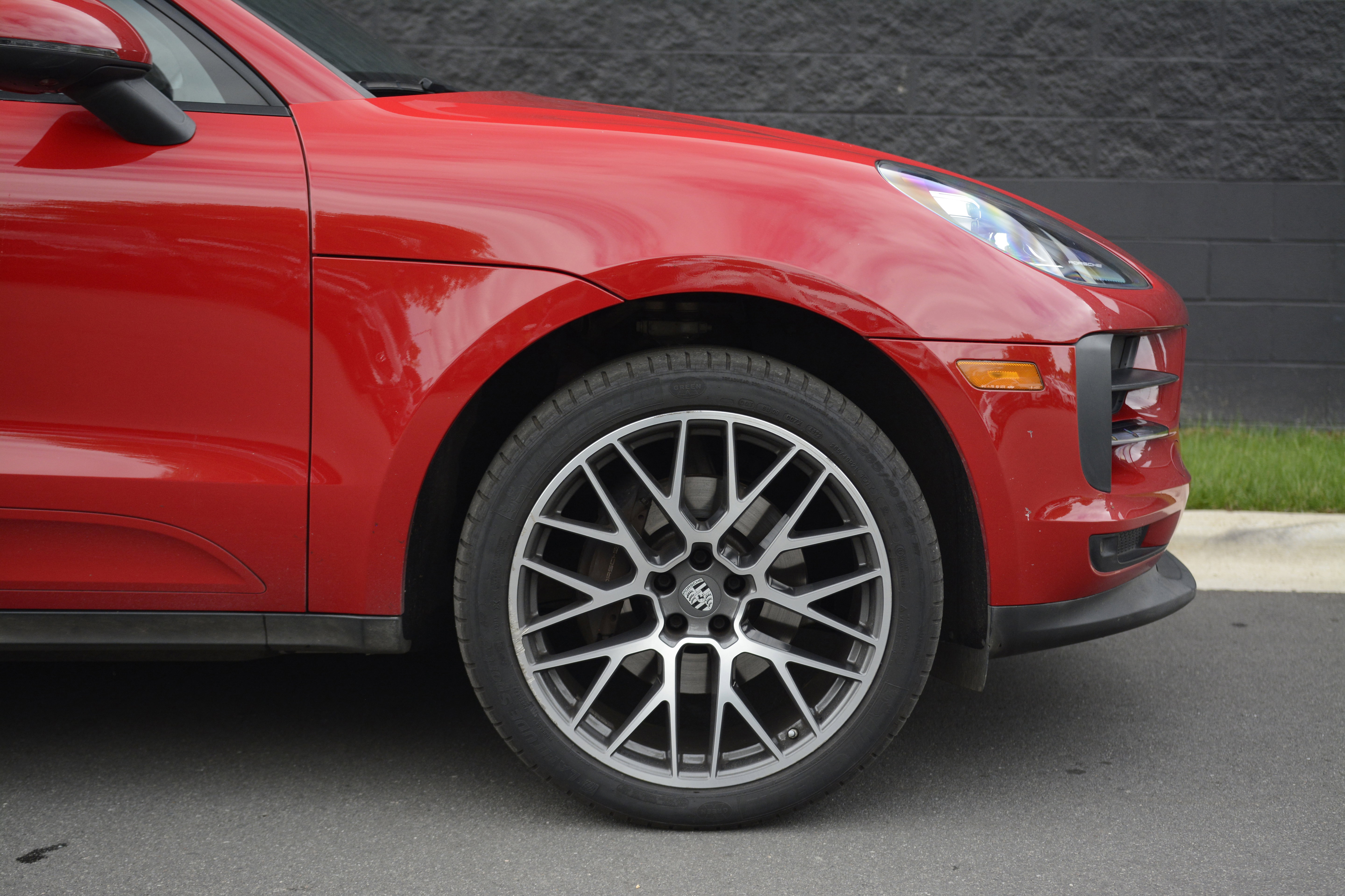 Certified 2020 Porsche Macan AWD/4WD image 42