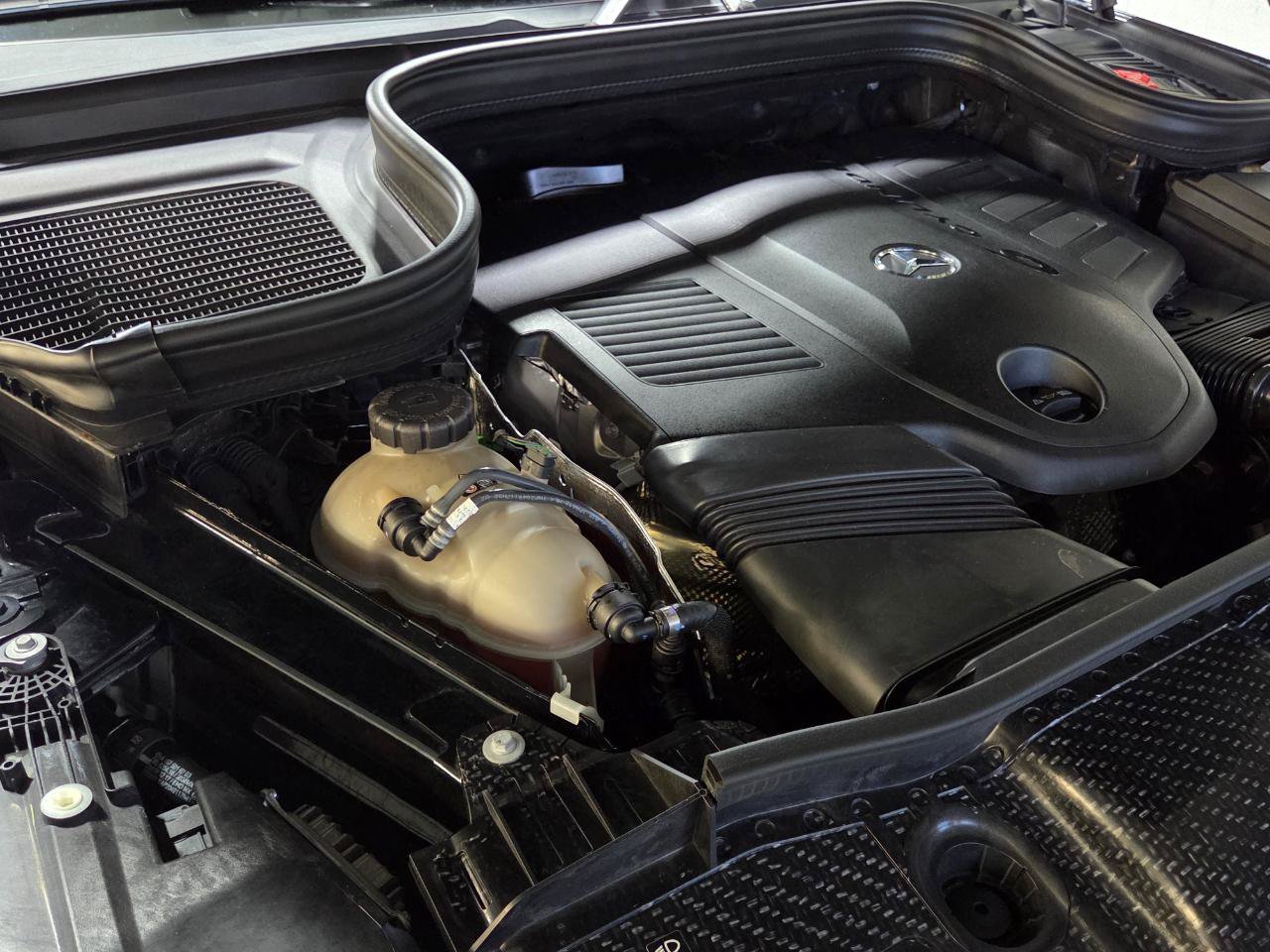 Used 2020 Mercedes-Benz GLS 450 4MATIC image 53