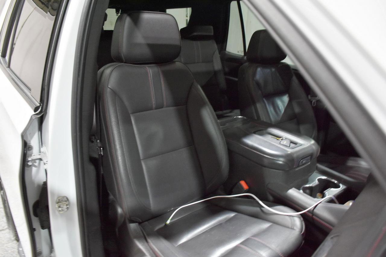 Used 2022 Chevrolet Tahoe RST w/ Luxury Package AWD/4WD image 18