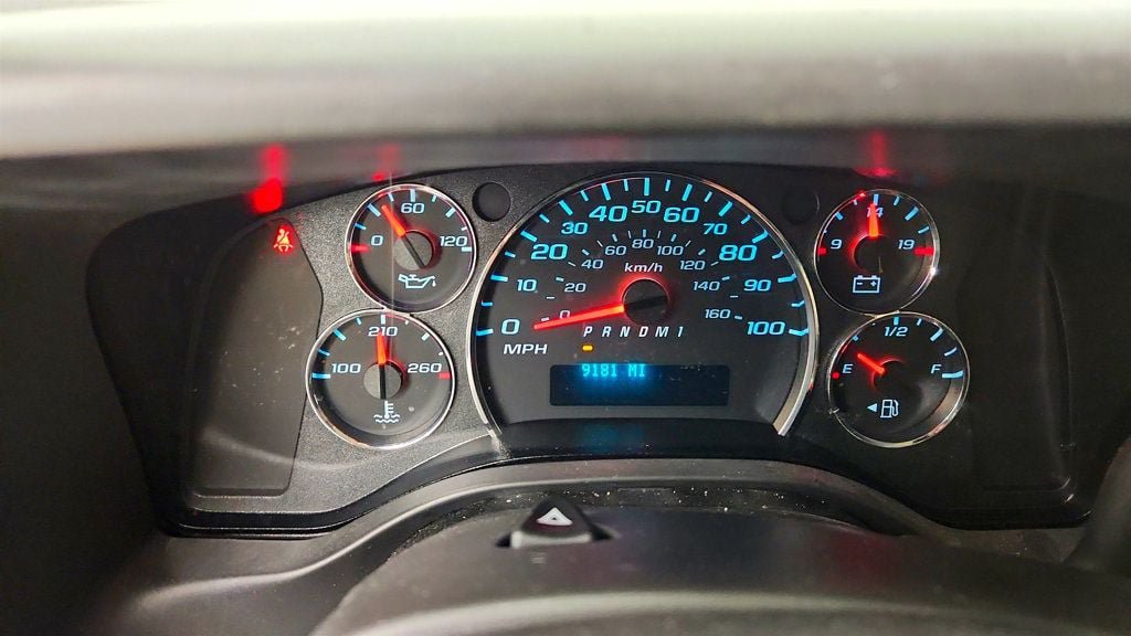 Used 2025 GMC Savana 2500 w/ Driver Convenience Package RWD image 13