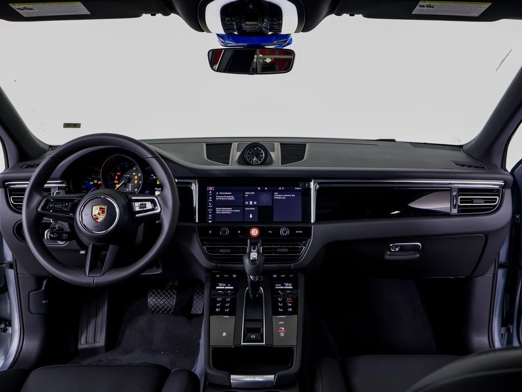 New 2026 Porsche Macan image 11