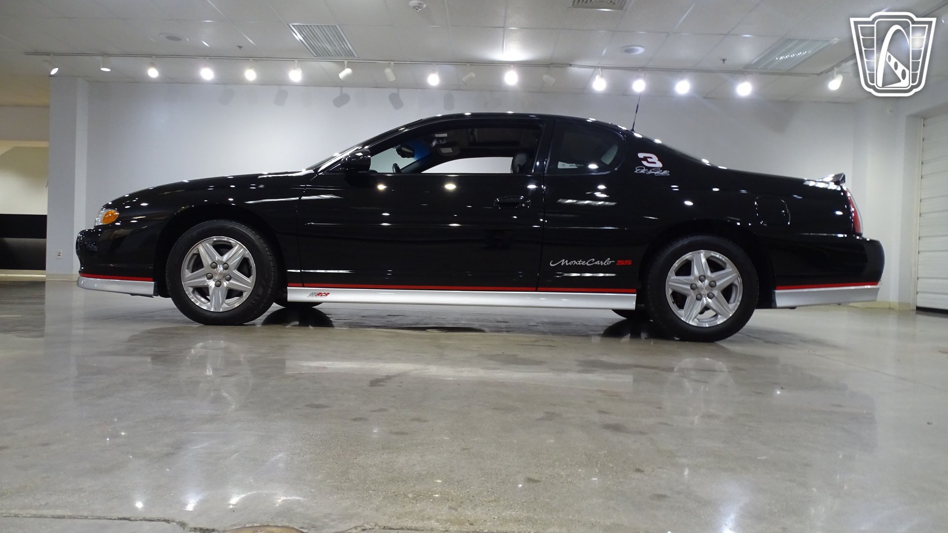 Used 2002 Chevrolet Monte Carlo SS w/ Pace Car Replica Pkg FWD image 7