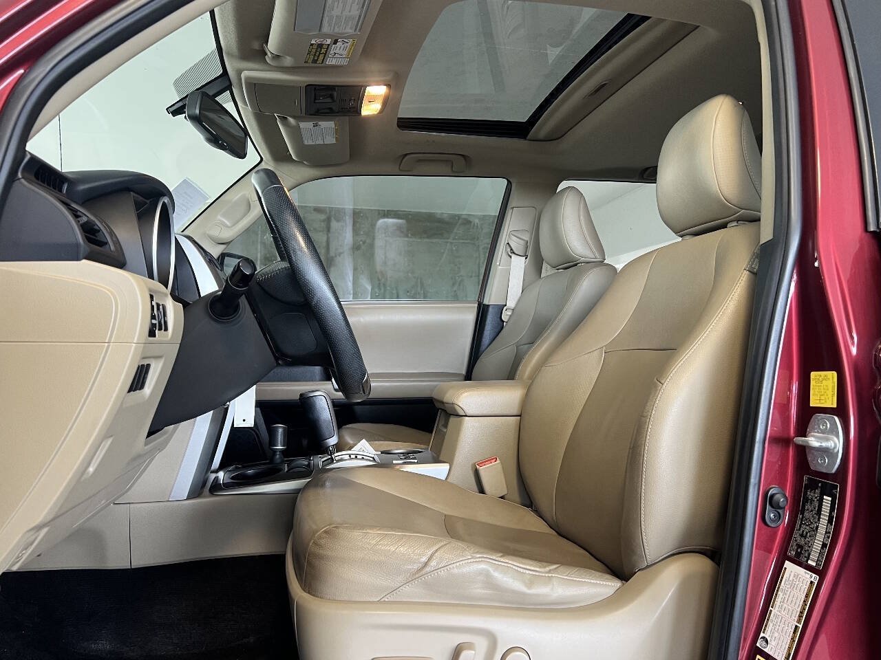 Used 2011 Toyota 4Runner SR5 w/ Premium Pkg w/Leather AWD/4WD image 24