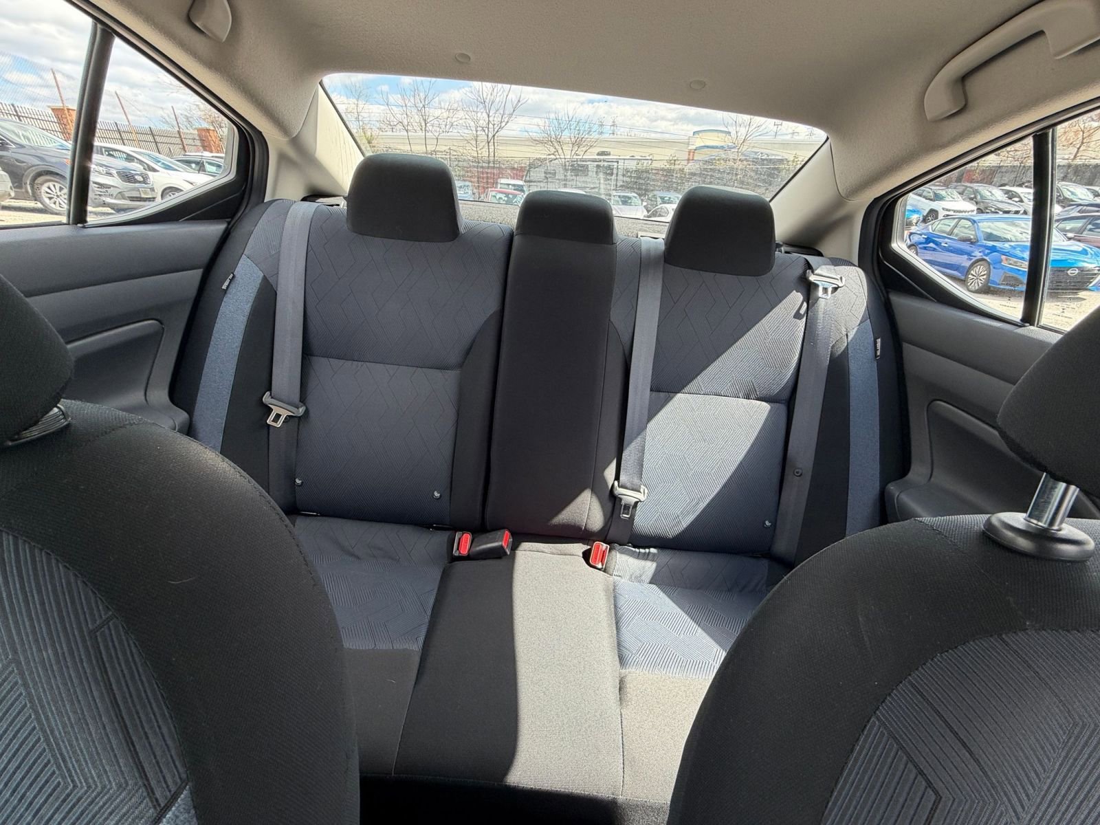 Used 2025 Nissan Versa SV image 33