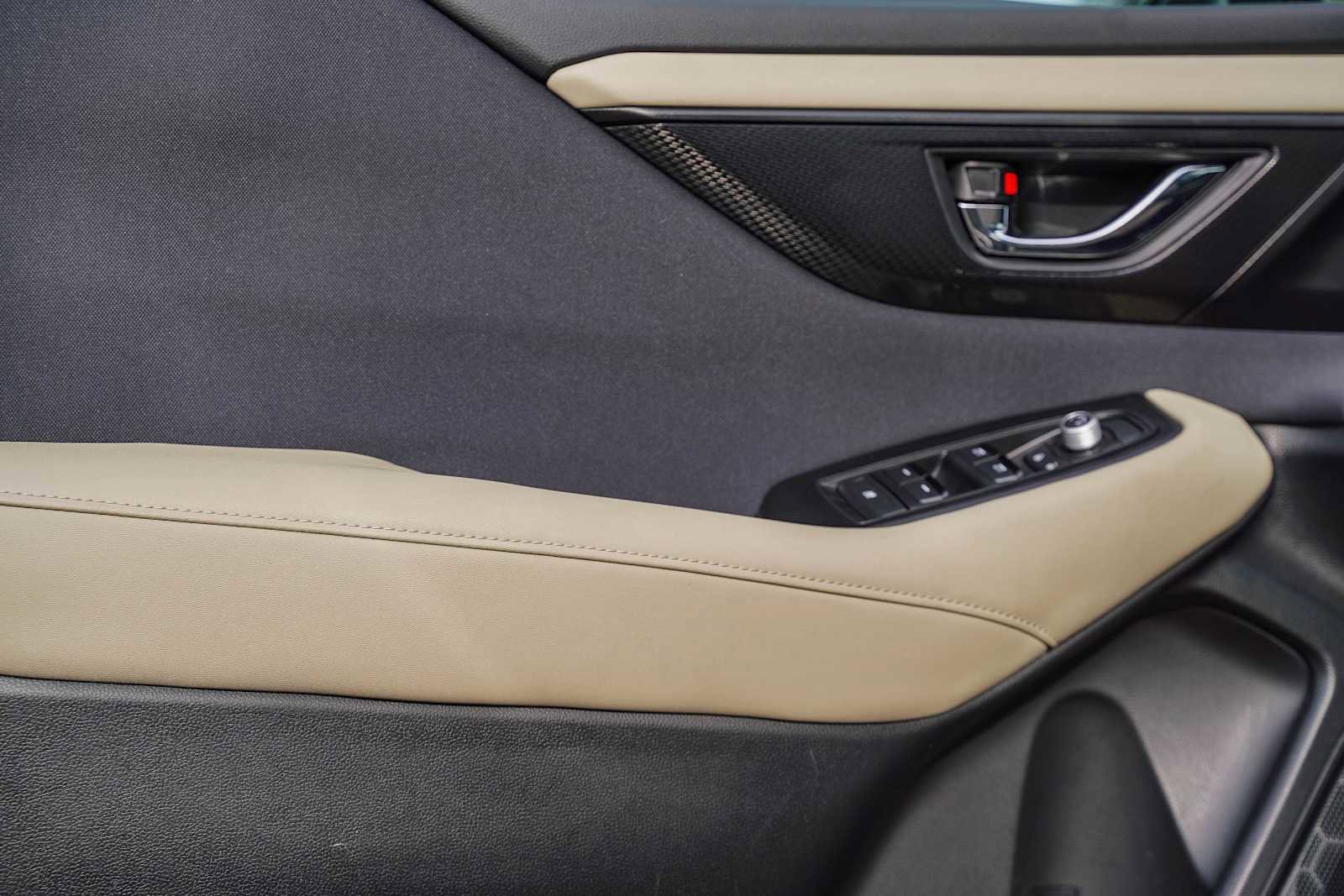 Used 2025 Subaru Outback Premium image 20