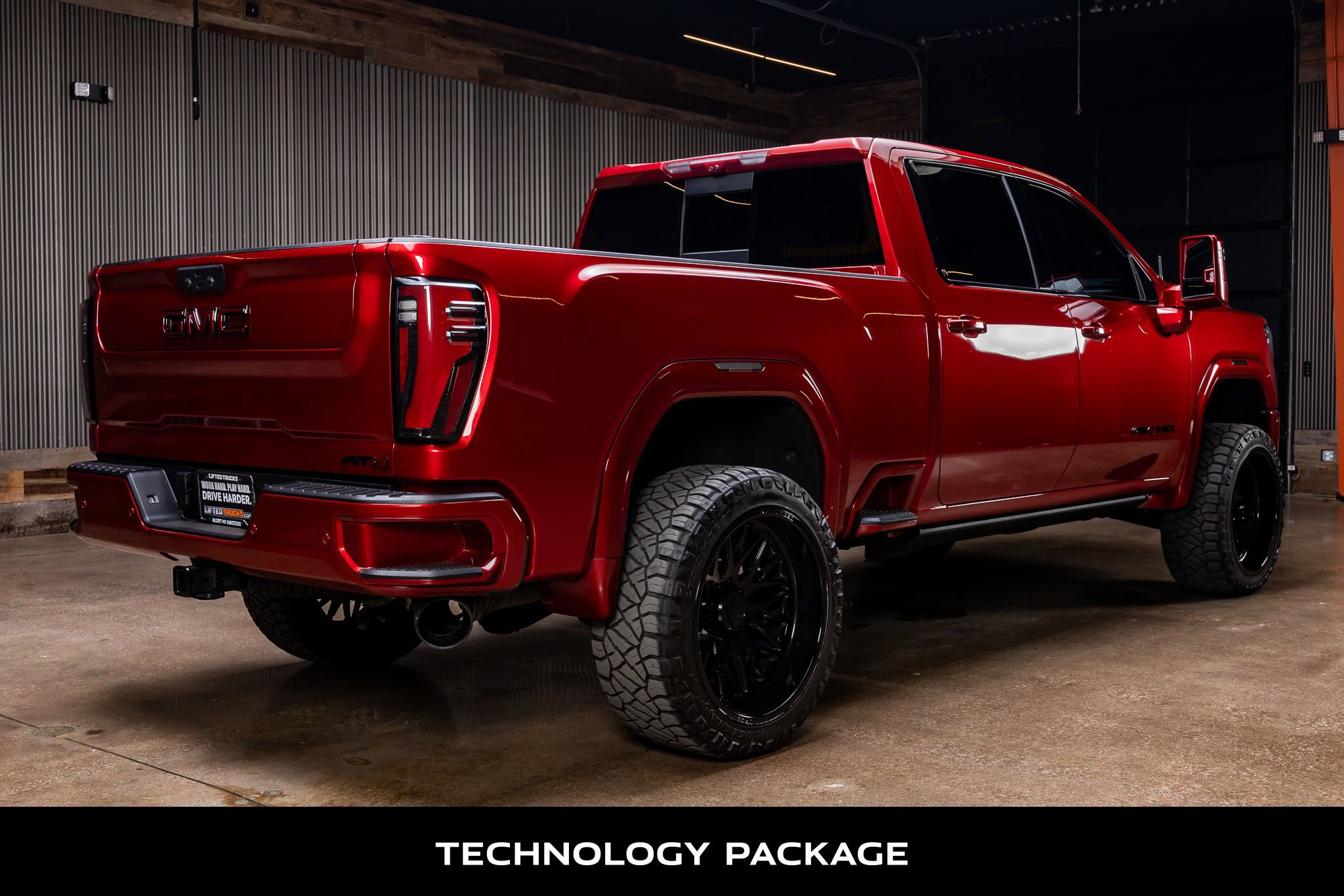 Used 2025 GMC Sierra 2500 AT4 w/ AT4 Premium Plus Package image 9