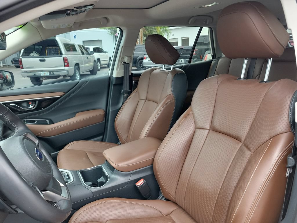 Used 2022 Subaru Outback Touring XT AWD/4WD image 23