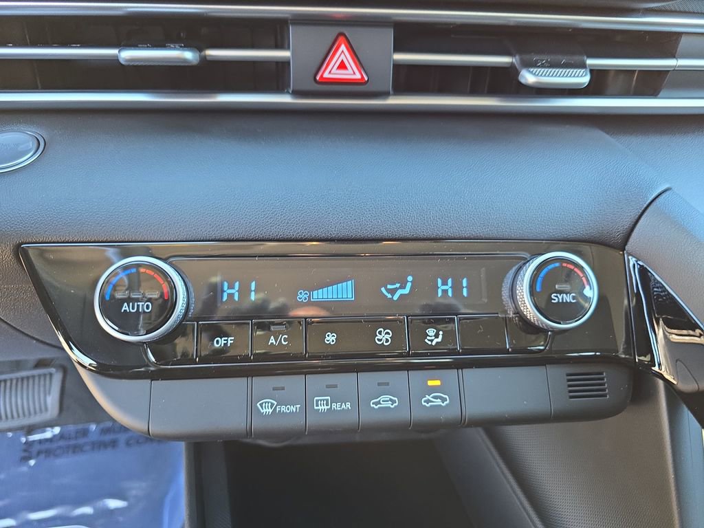 New 2026 Hyundai Elantra Blue image 21