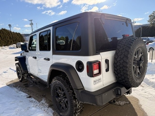 Used 2023 Jeep Wrangler Willys image 8