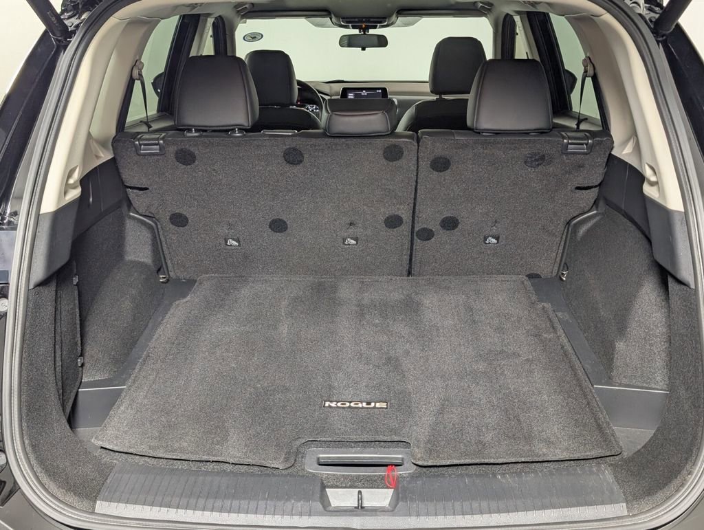 Used 2023 Nissan Rogue SV w/ SV Premium B Package image 30