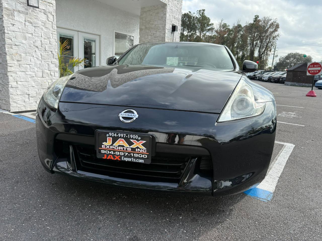 Used 2009 Nissan 370Z Touring image 8