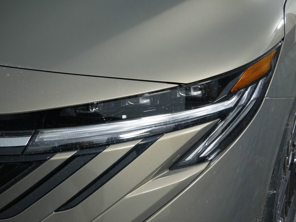 New 2026 Nissan Sentra SV w/ SV Convenience Package FWD image 15