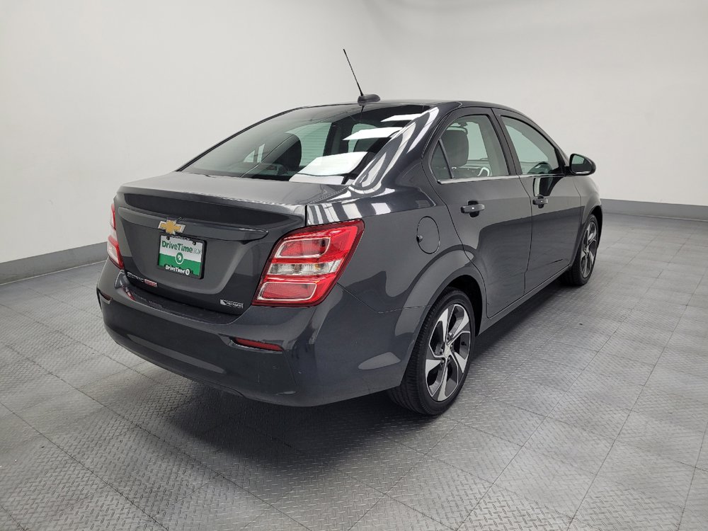 Used 2018 Chevrolet Sonic Premier FWD image 9