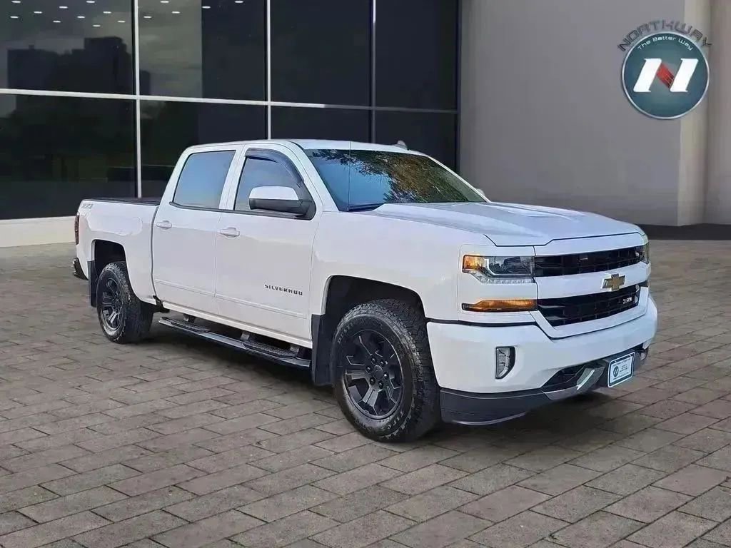 Used 2017 Chevrolet Silverado 1500 LT w/ All Star Edition image 7
