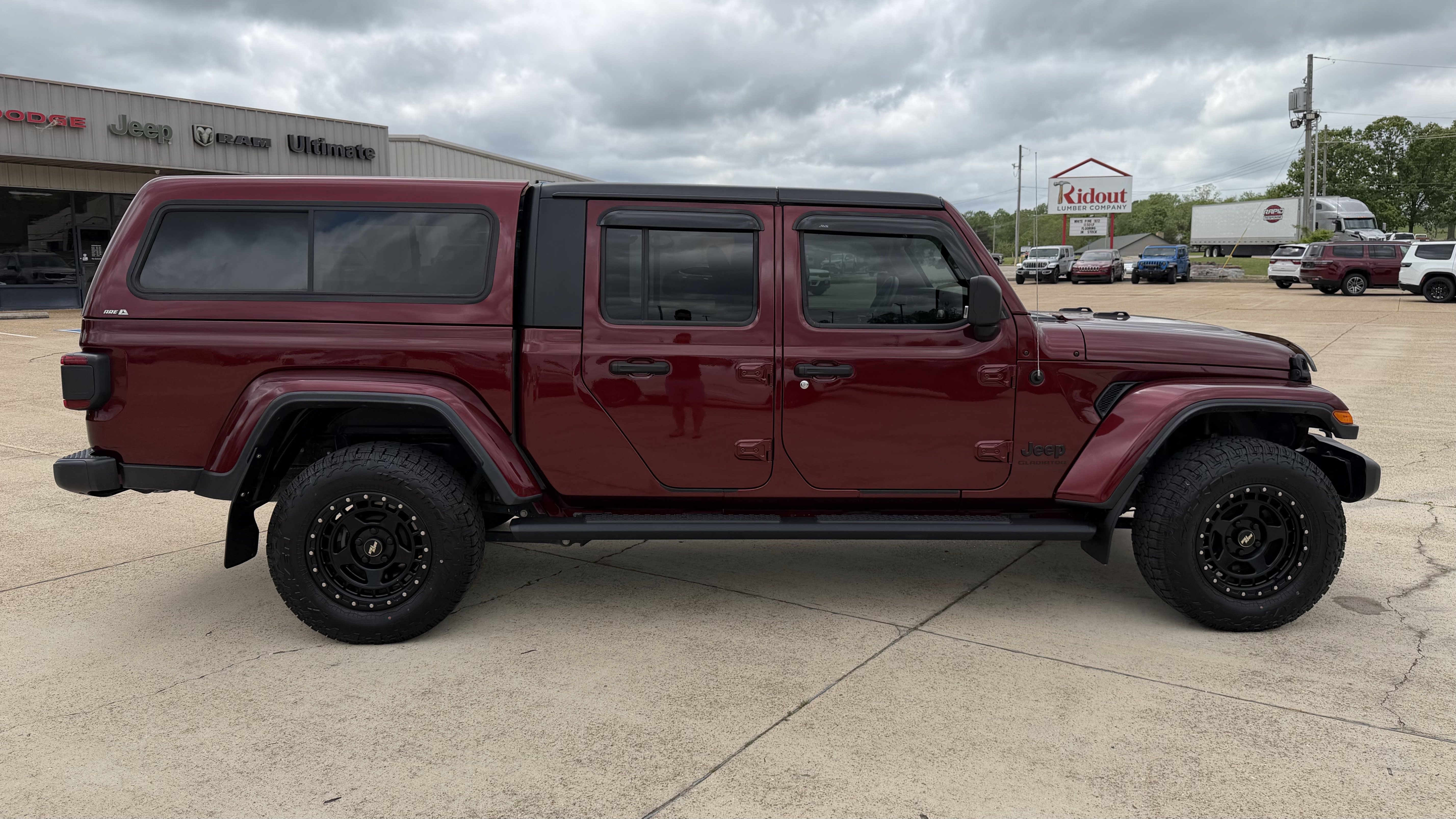 Used 2021 Jeep Gladiator Sport AWD/4WD image 11