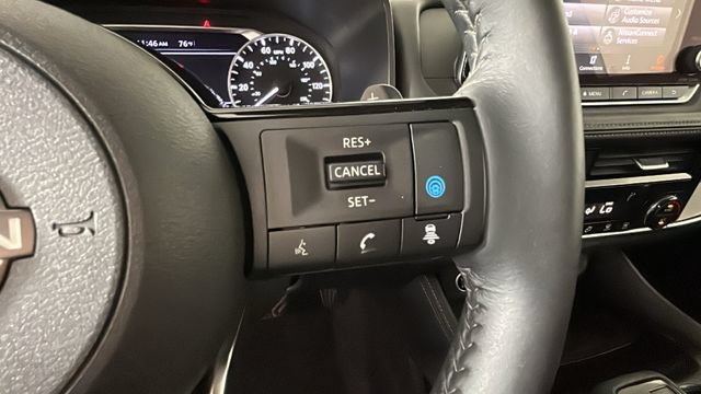 Used 2023 Nissan Rogue SL AWD/4WD image 16