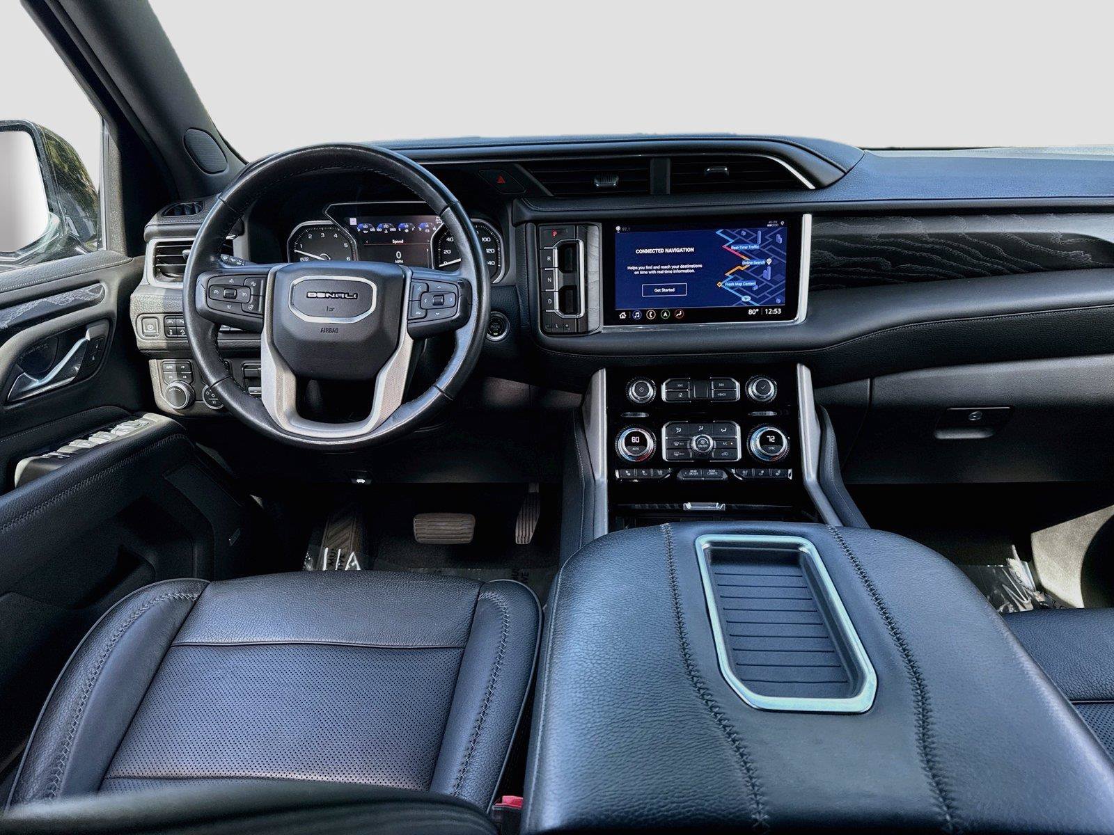 Used 2021 GMC Yukon Denali w/ Denali Premium Package AWD/4WD image 23