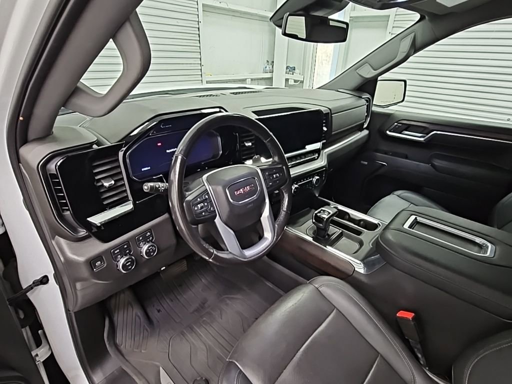 Used 2022 GMC Sierra 1500 SLT w/ SLT Premium Plus Package image 11