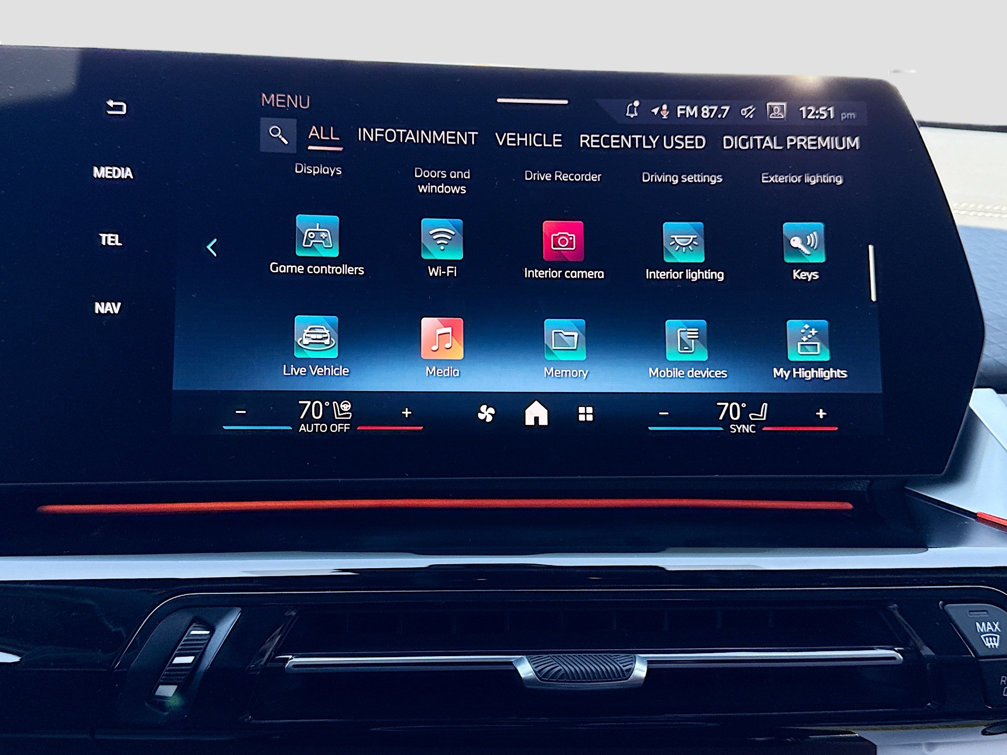 New 2026 BMW X2 xDrive28i w/ Technology Package image 29