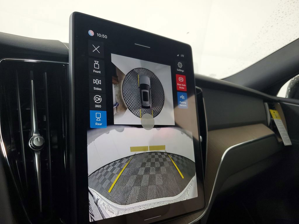 New 2026 Volvo XC60 T8 Plus w/ Protection Package Premier image 29