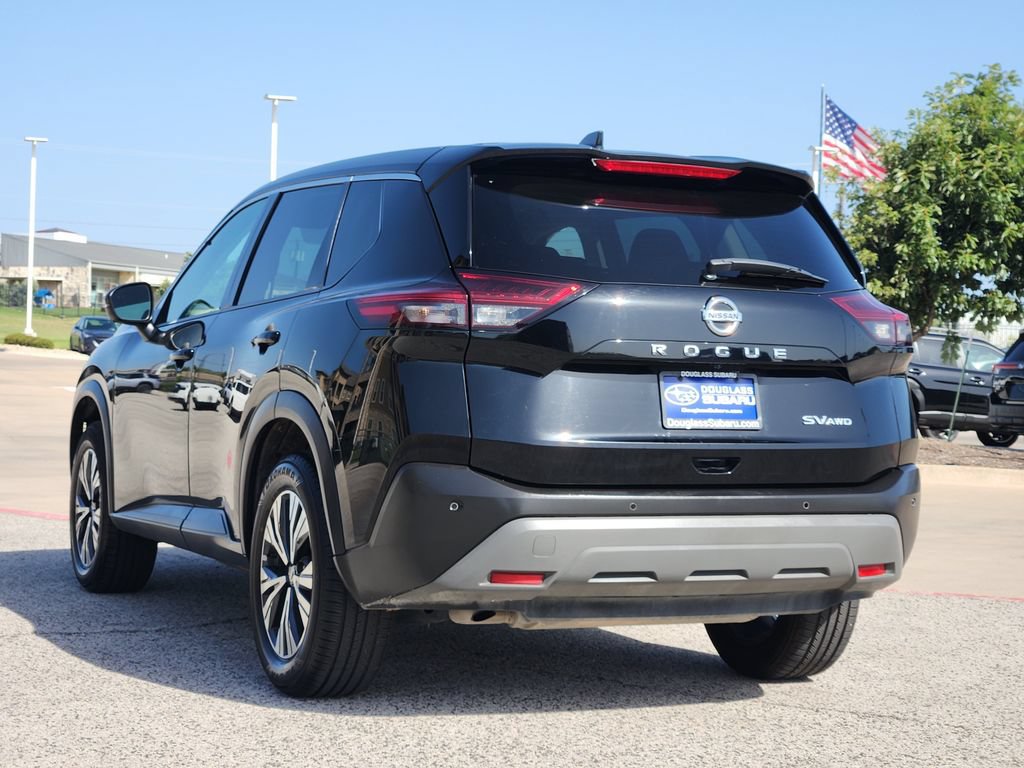 Used 2021 Nissan Rogue SV AWD/4WD image 4