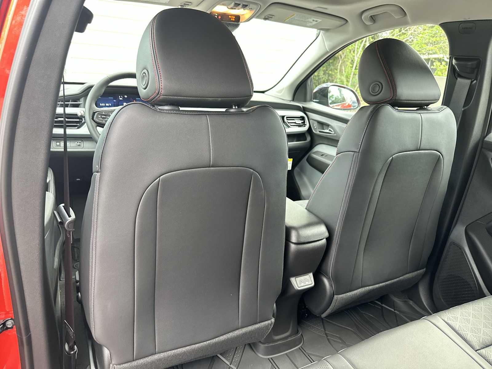 New 2027 Chevrolet Bolt RS w/ Technology Package FWD image 16