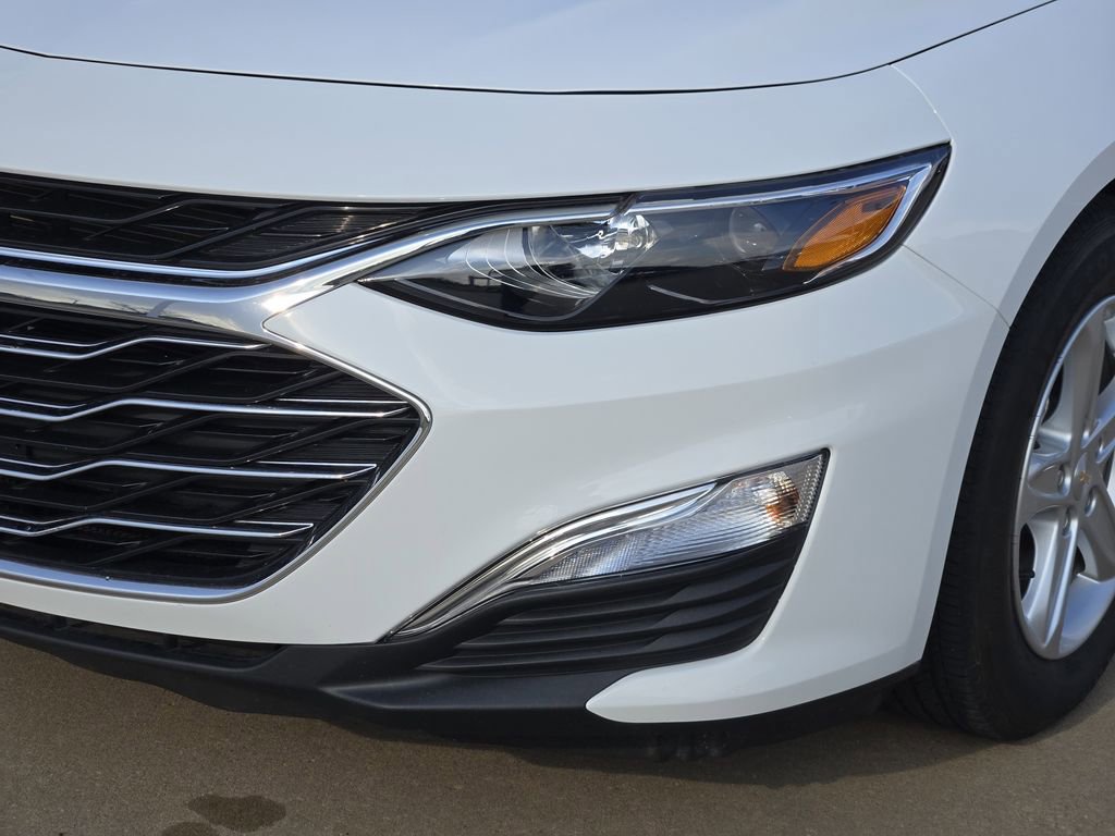 Used 2025 Chevrolet Malibu LS image 30