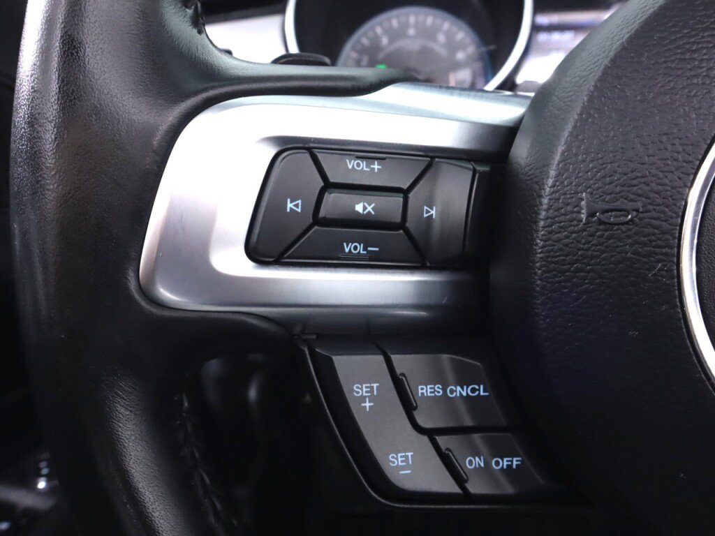 Used 2020 Ford Mustang Premium RWD image 13
